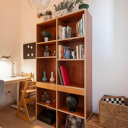 Sunny Apt Barcelona 22-3